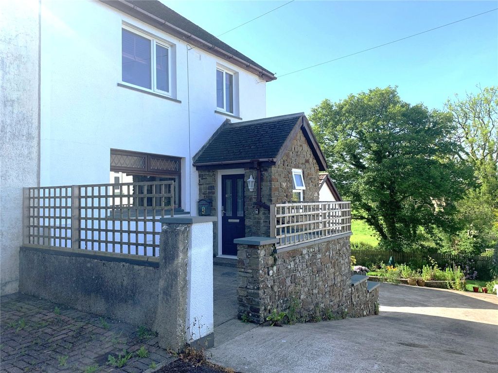 3 bed semi-detached house for saleHalkon Crescent, Narberth, Pembrokeshire SA67