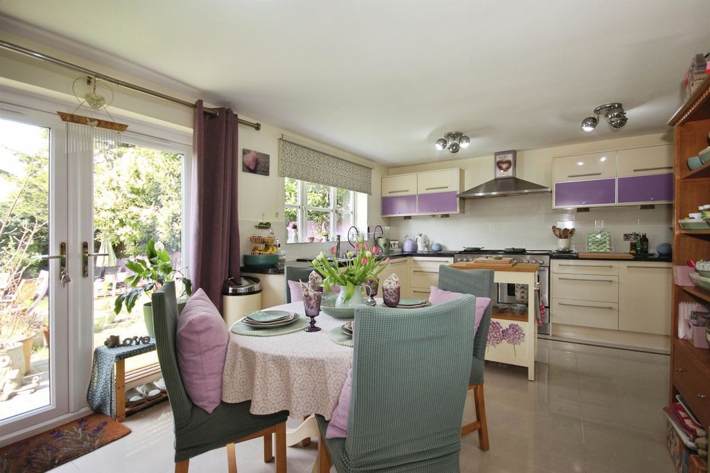 Additional image 5 of 5 bed detached house for saleMedley Grove, Whitnash, Leamington Spa CV31
