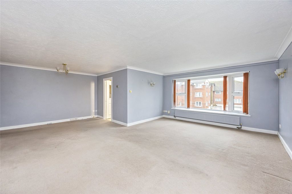 Additional image 9 of 2 bed flat for saleBrighton Road, Lancing, West Sussex BN15