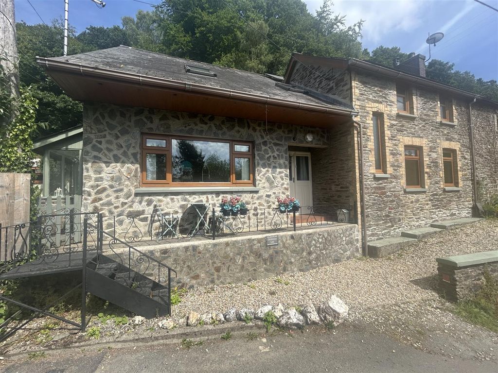 3 bed end terrace house for saleVelindre, Llandysul SA44