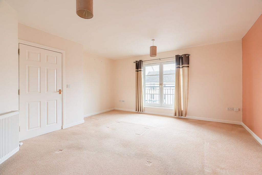 1 bed flat for saleDolphingstone View, Prestonpans EH32 photo 2