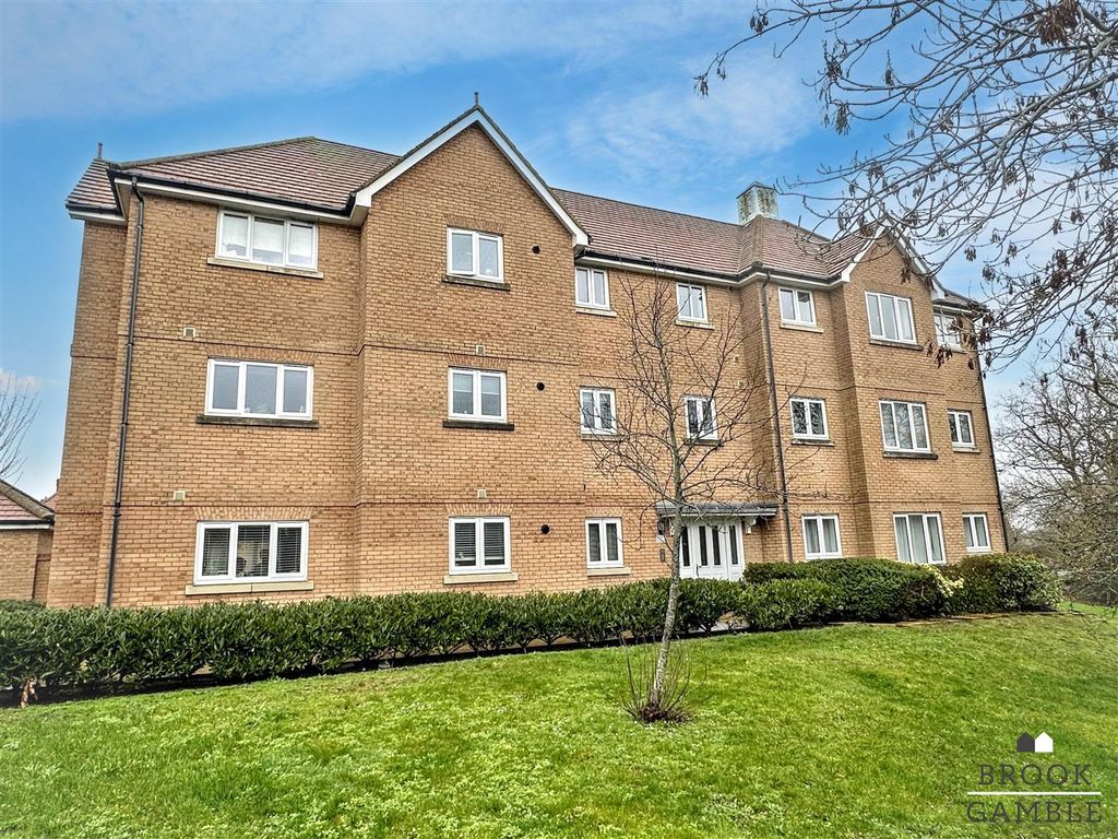 2 bed flat for saleKensington Way, Polegate BN26