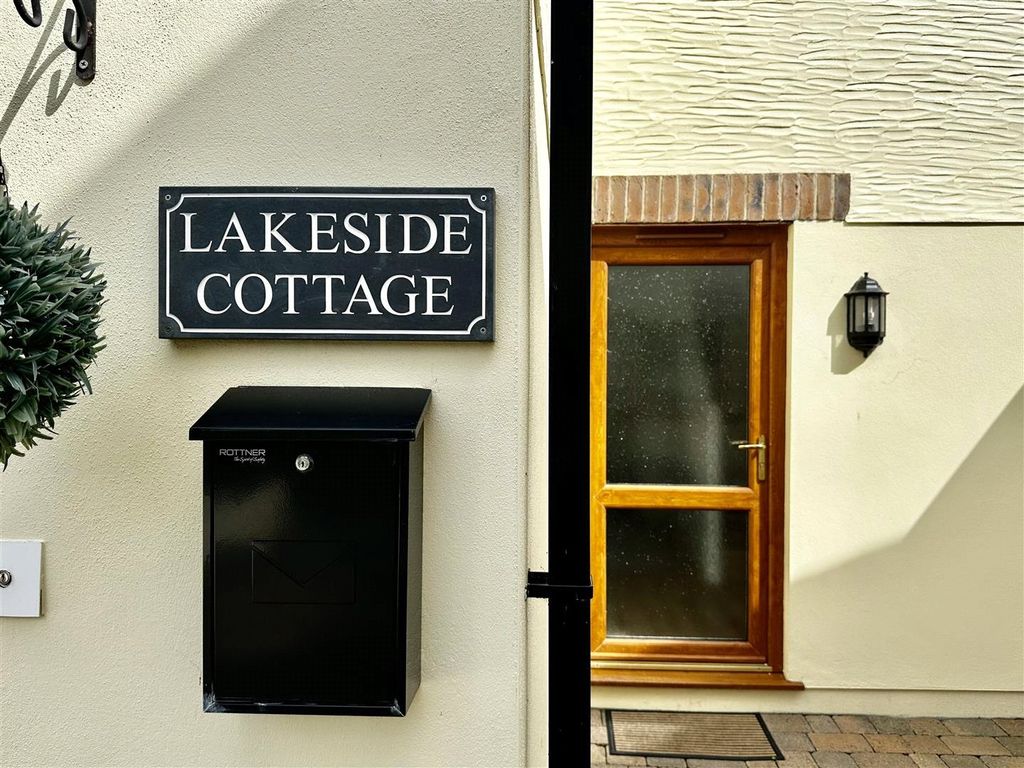 Additional image 17 of 5 bed detached house for saleTrevemper Road, Newquay, Cornwall TR7