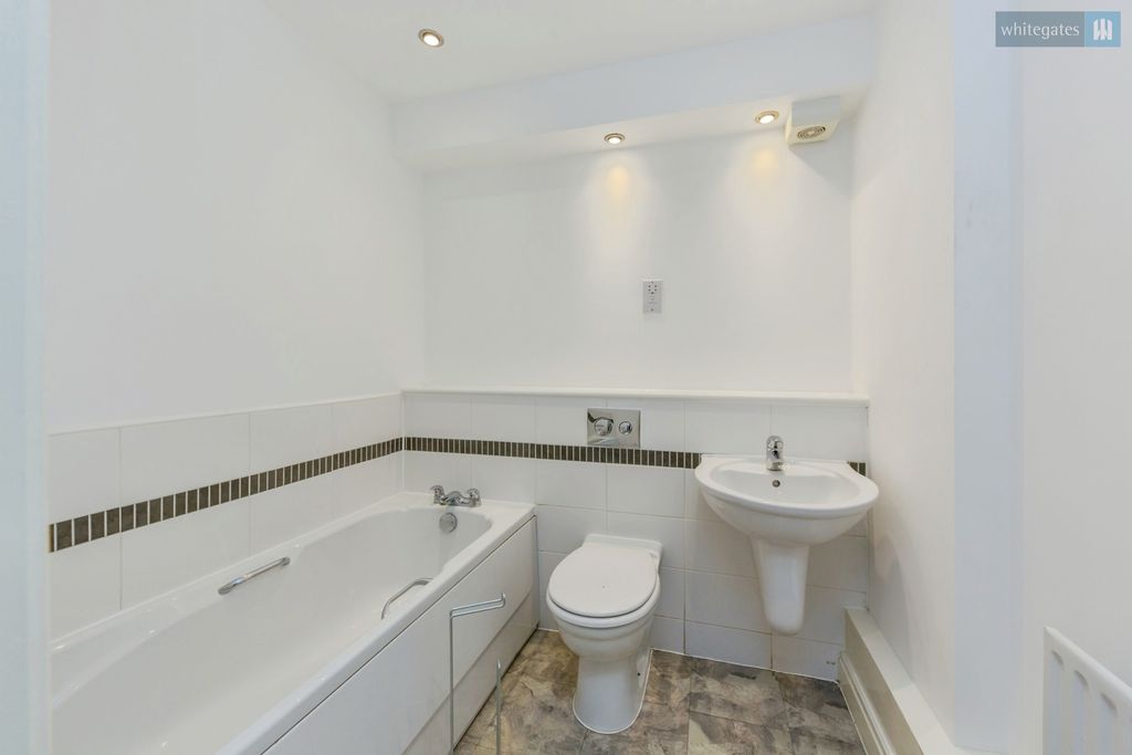 Additional image 12 of 2 bed flat for salePillory Street, Nantwich, Cheshire CW5