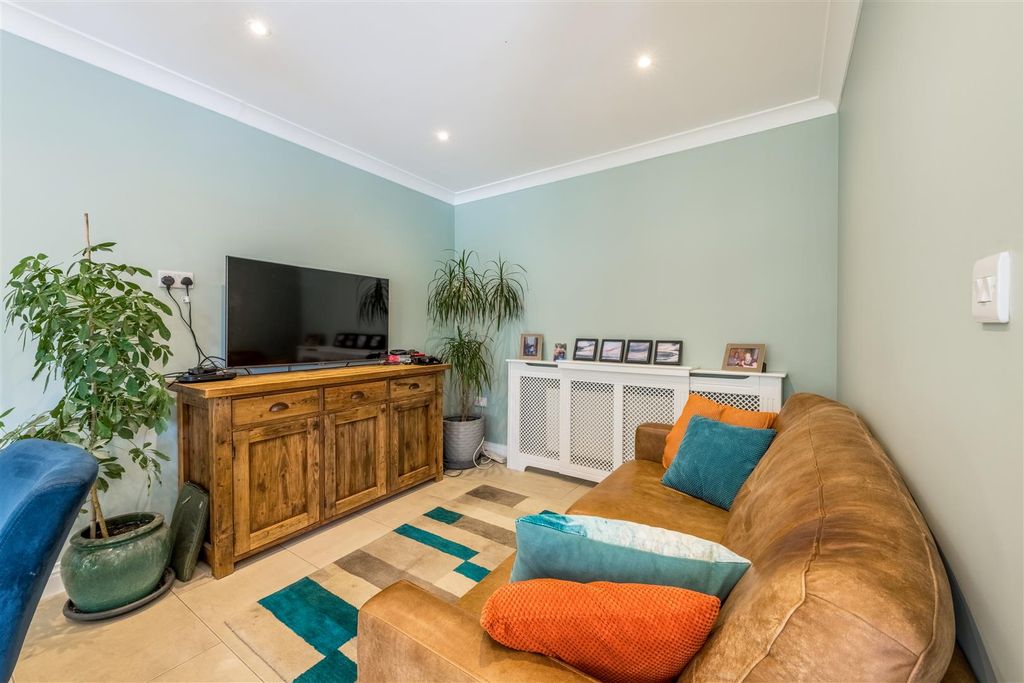 Additional image 11 of 5 bed detached house for saleGrinstead Lane, Lancing BN15