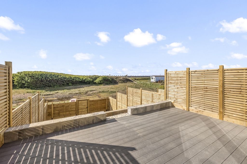 Additional image 3 of 3 bed town house for saleBrighton Road, Lancing BN15