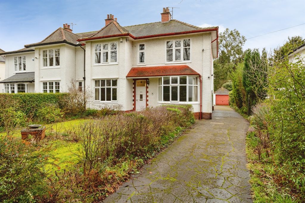 5 bed semi-detached house for saleThe Grove, Marton-In-Cleveland, Middlesbrough TS7