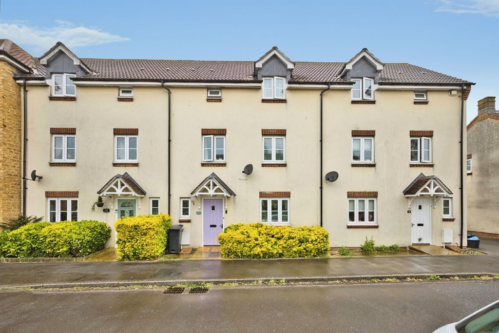 3 bed terraced house for saleVincent Way, Martock TA12