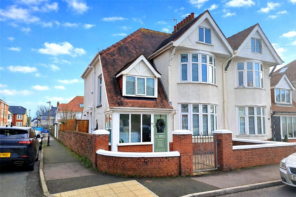 3 bed semi-detached house for salePark Avenue, Porthcawl CF36