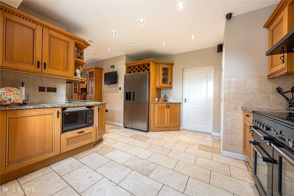 Additional image 13 of 4 bed detached house for saleThe Long Shoot, Nuneaton, Warwickshire CV11