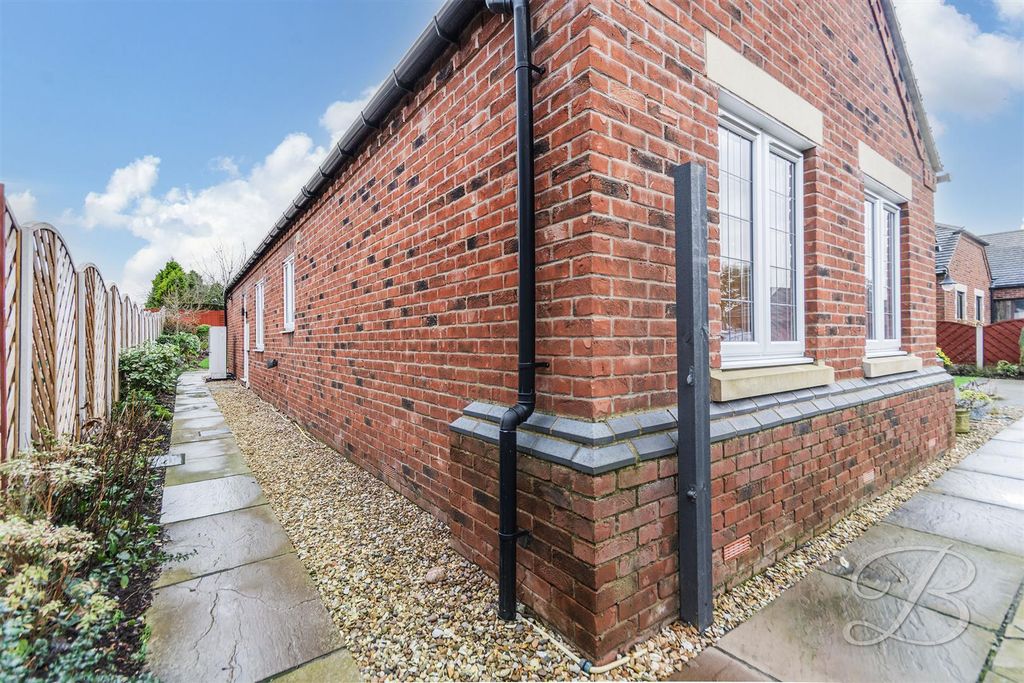 Additional image 35 of 4 bed bungalow for salePenniment Lane, Mansfield NG19