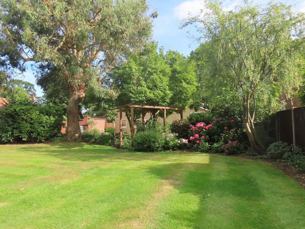 Additional image 23 of 4 bed detached house for saleHall Drive, Oulton Broad NR32