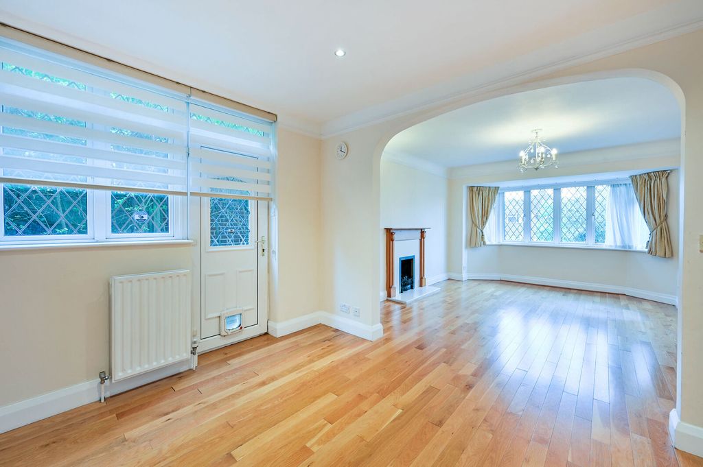 Additional image 7 of 4 bed detached house for saleBurghley Avenue, Coombe, New Malden KT3