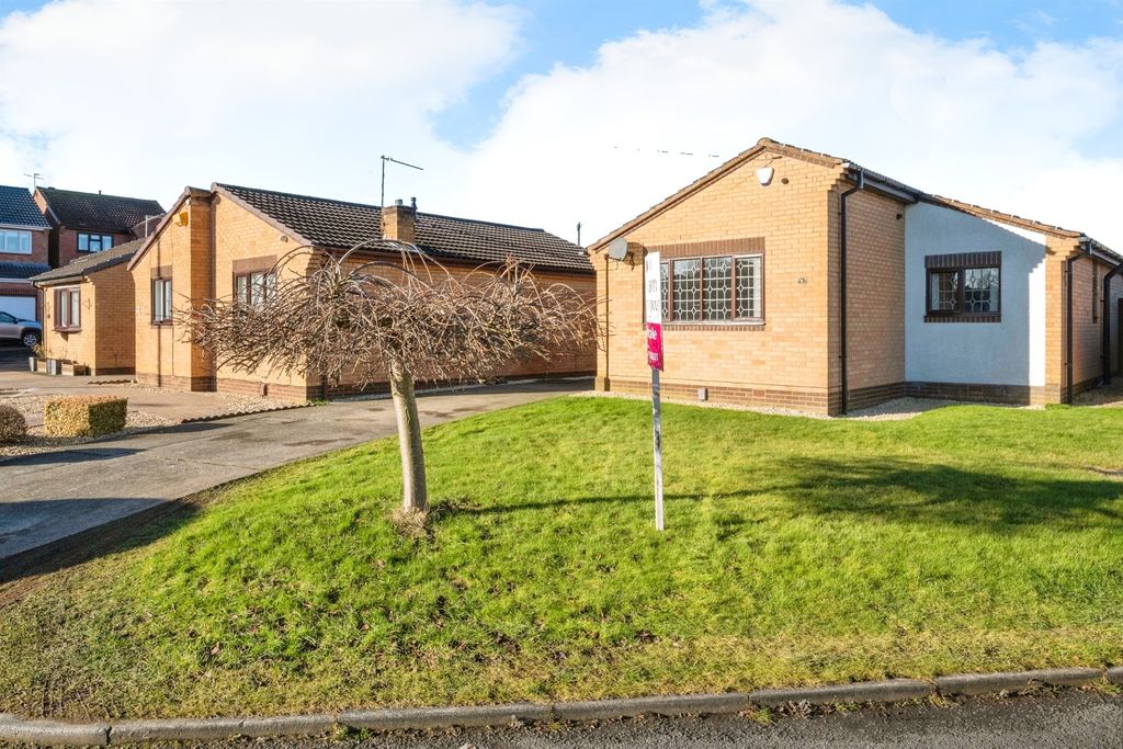 3 bed detached bungalow for saleHamilton Close, Mexborough S64