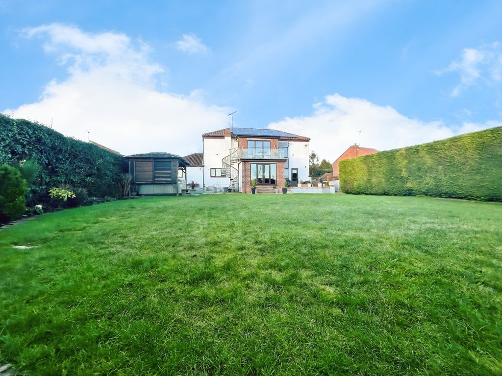 Additional image 25 of 5 bed detached house for saleReading Room Yard, North Ferriby HU14