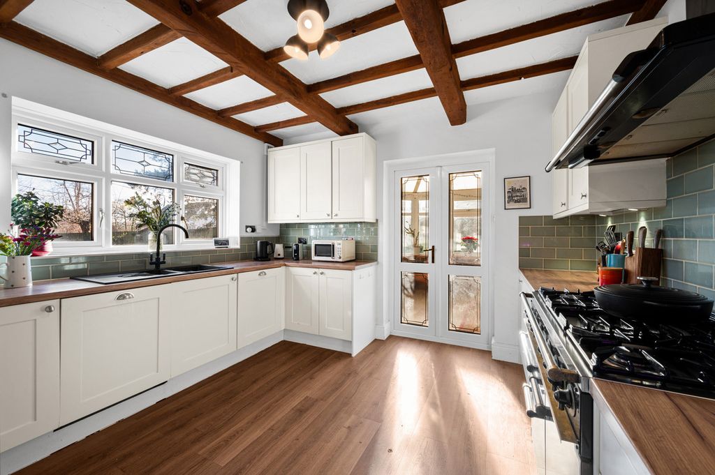 Additional image 8 of 4 bed detached house for salePark Mount Drive, Macclesfield SK11