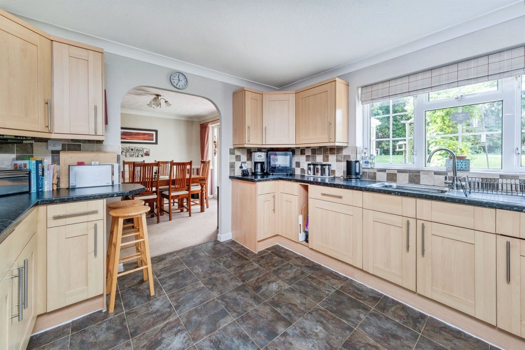 Additional image 9 of 4 bed detached house for saleHemingway Close, Newport Pagnell MK16
