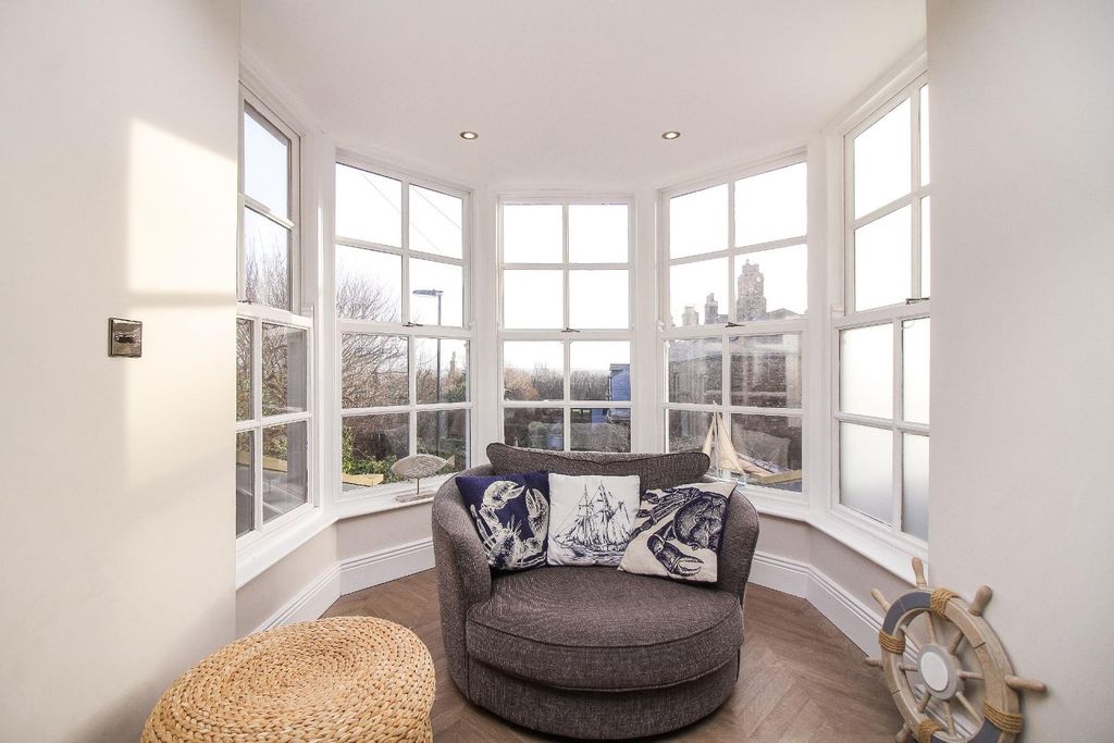 Additional image 10 of 4 bed terraced house for saleFront Street, Tynemouth NE30