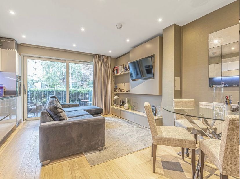 2 Bed Flat, Globe View House, SE1, N1 7GU