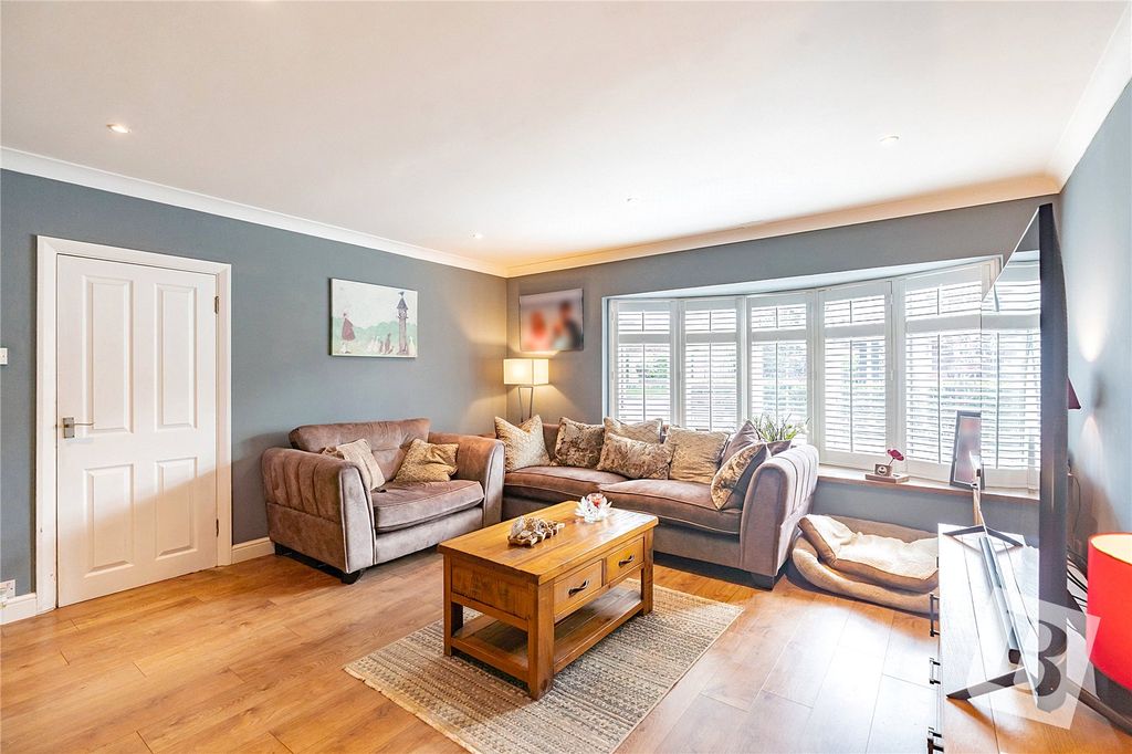 Additional image 14 of 5 bed semi-detached house for saleBrentwood Road, Ongar, Essex CM5