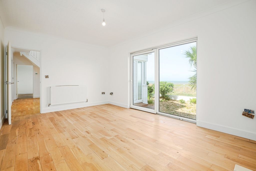 Additional image 7 of 4 bed bungalow for saleHeol Yr Esgob, Llanon, Ceredigion SY23