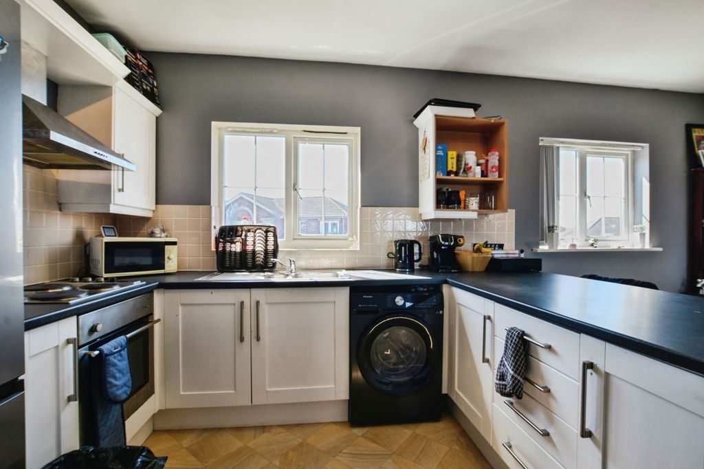 Additional image 6 of 2 bed flat for saleMulberry Way, Skegness PE25