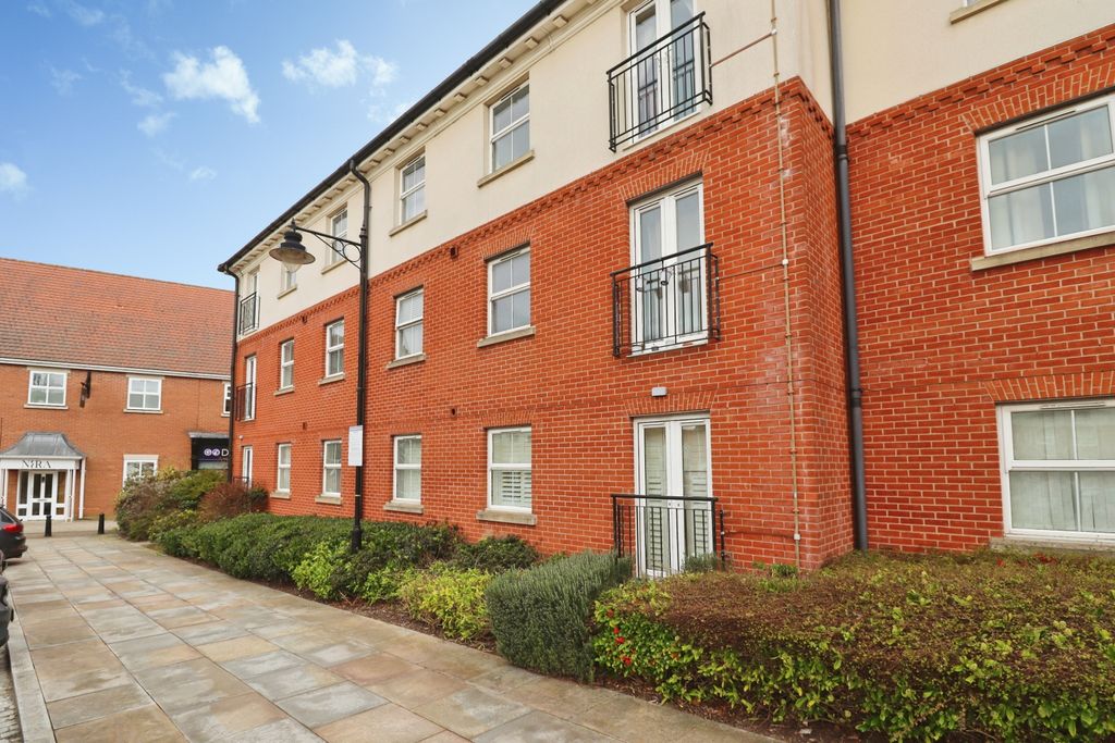 Additional image 10 of 2 bed flat for saleOlsen Rise, Lincoln LN2