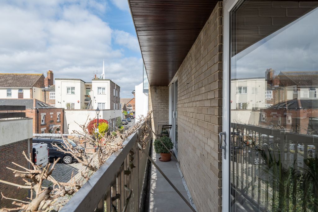 Additional image 23 of 4 bed end terrace house for saleJack House, Portsmouth, Hampshire PO1