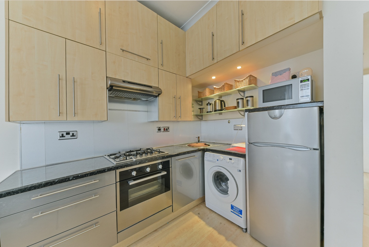 1 Bed Flat, Judd Street, WC1H, N1 7GU photo 2