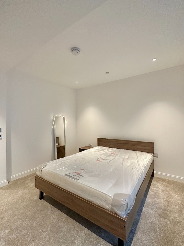 2 Bed Flat, Kennington Lane, SE11, N1 7GU photo 5