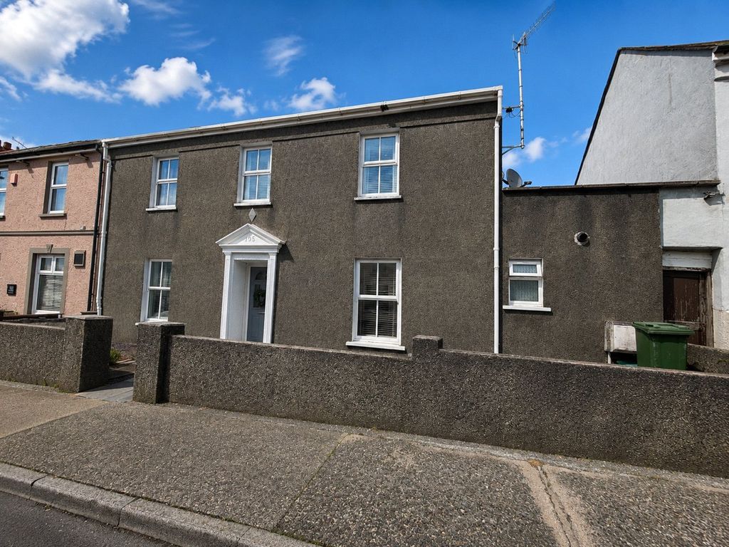 5 bed semi-detached house for saleCharles Street, Milford Haven, Pembrokeshire SA73