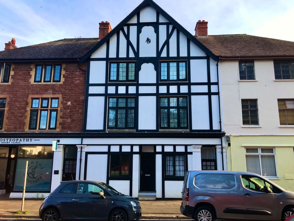 2 bed flat for saleParkhouse Road, Minehead TA24