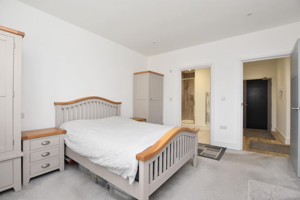 Additional image 12 of 2 bed flat for saleQueens Road, Littlestone TN28