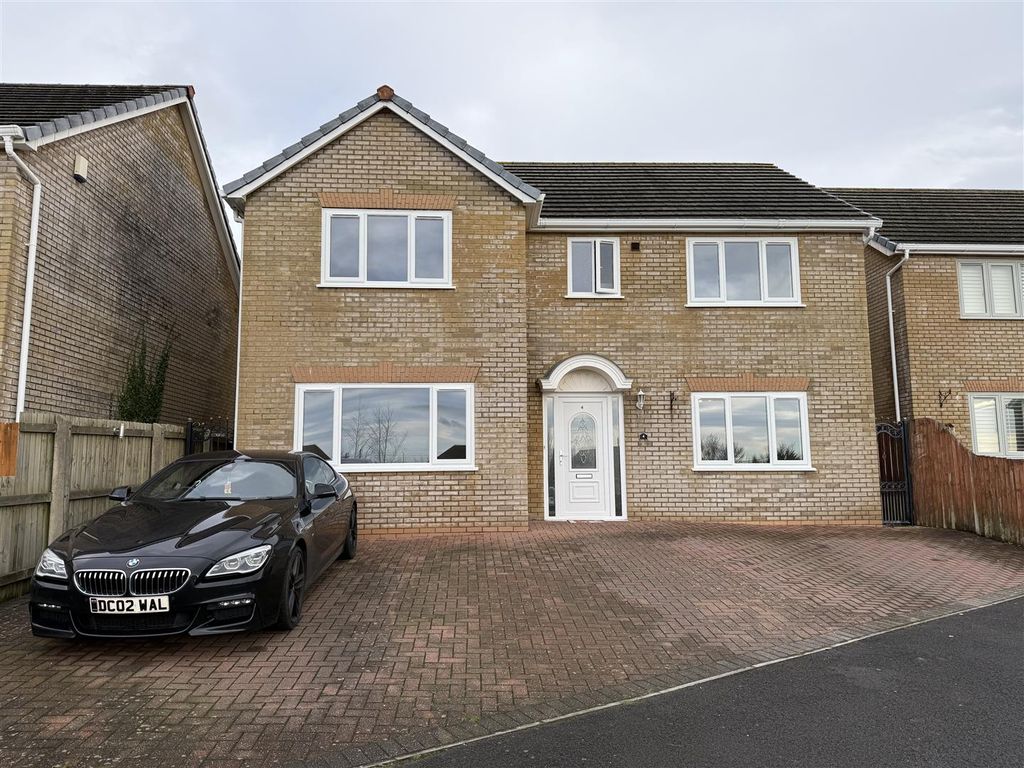 5 bed detached house for saleClos Y Capel, Llanelli SA14