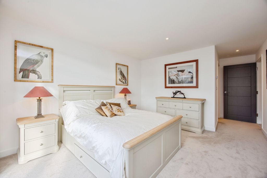 Additional image 12 of 2 bed flat for saleThe Yard, Lostwithiel, Cornwall PL22