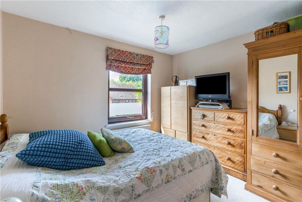 Additional image 16 of 4 bed detached house for saleHughes Close, Marlborough, Wiltshire SN8