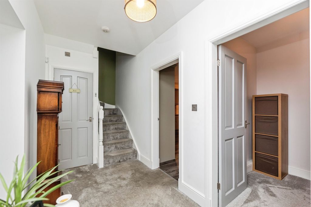 Additional image 15 of 4 bed detached house for saleDarrington Road, Pontefract WF8