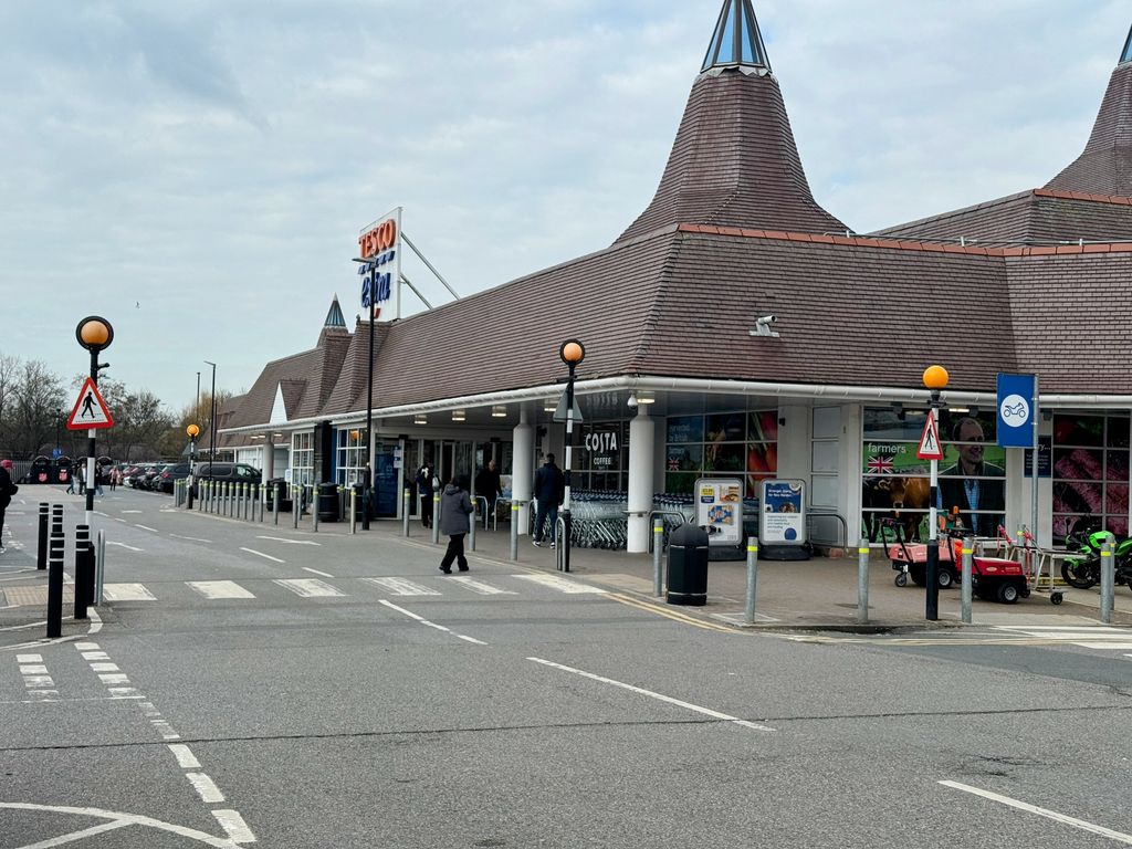 Additional image 9 of 2 bed flat for saleSterling Place, Burlington Road, New Malden KT3