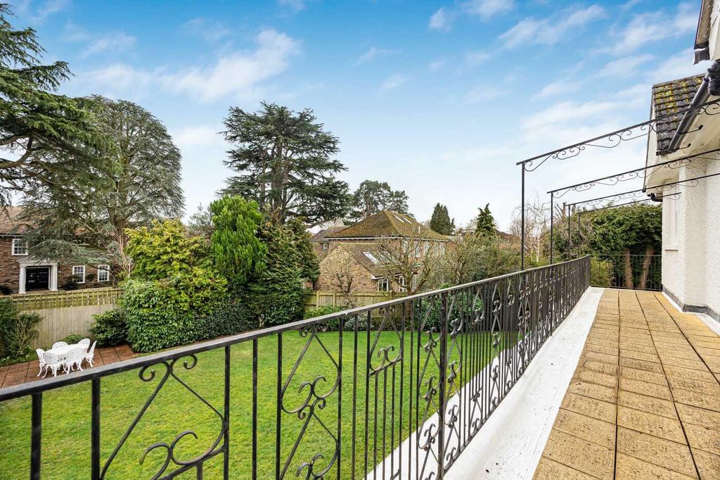 Additional image 22 of 5 bed detached house for saleStation Road, Marlow, Buckinghamshire SL7