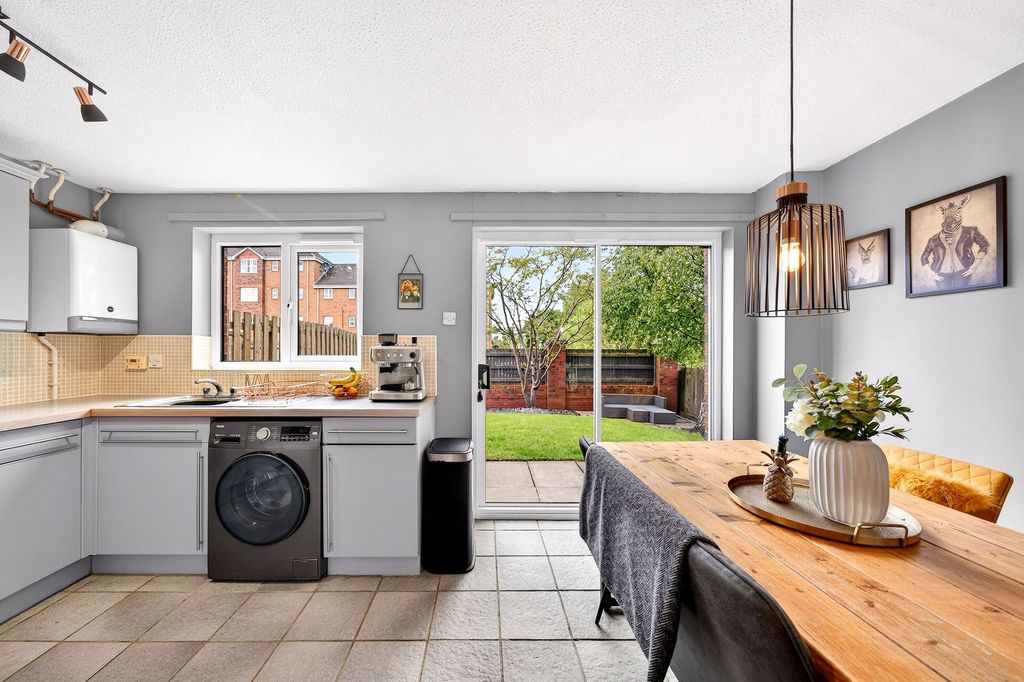 Additional image 3 of 3 bed end terrace house for saleKersehill Crescent, Falkirk FK2