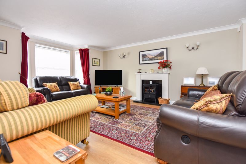 Additional image 3 of 5 bed detached house for saleSuthern Close, Oakham LE15