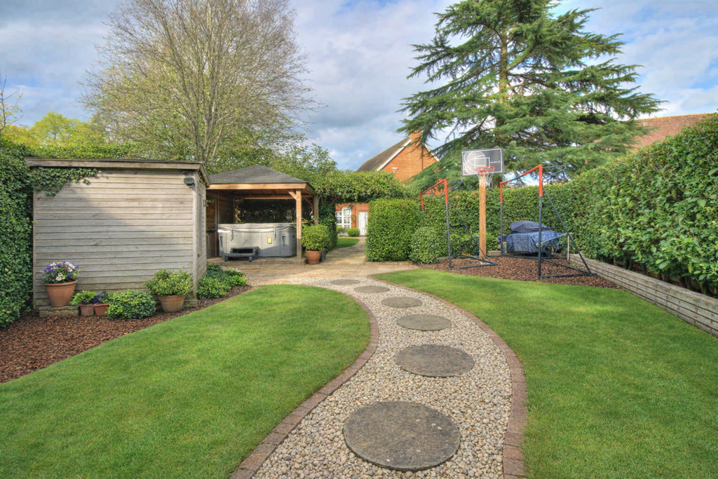Additional image 38 of 4 bed detached house for saleStanding Stones, Northampton NN3