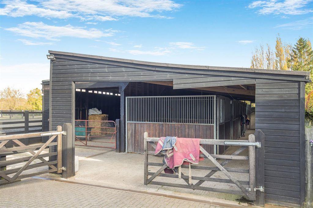 Additional image 55 of 6 bed detached house for saleMill Lane, Newport Pagnell MK16