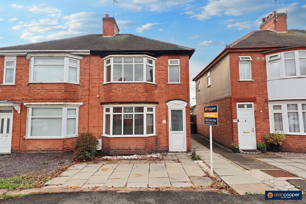 3 bed semi-detached house for saleBeaumont Road, Nuneaton, Warwickshire CV11