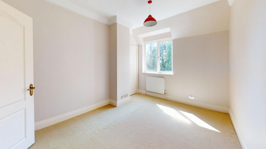 Additional image 37 of 4 bed detached house for saleLawrence Drive, Canford Cliffs, Poole BH13