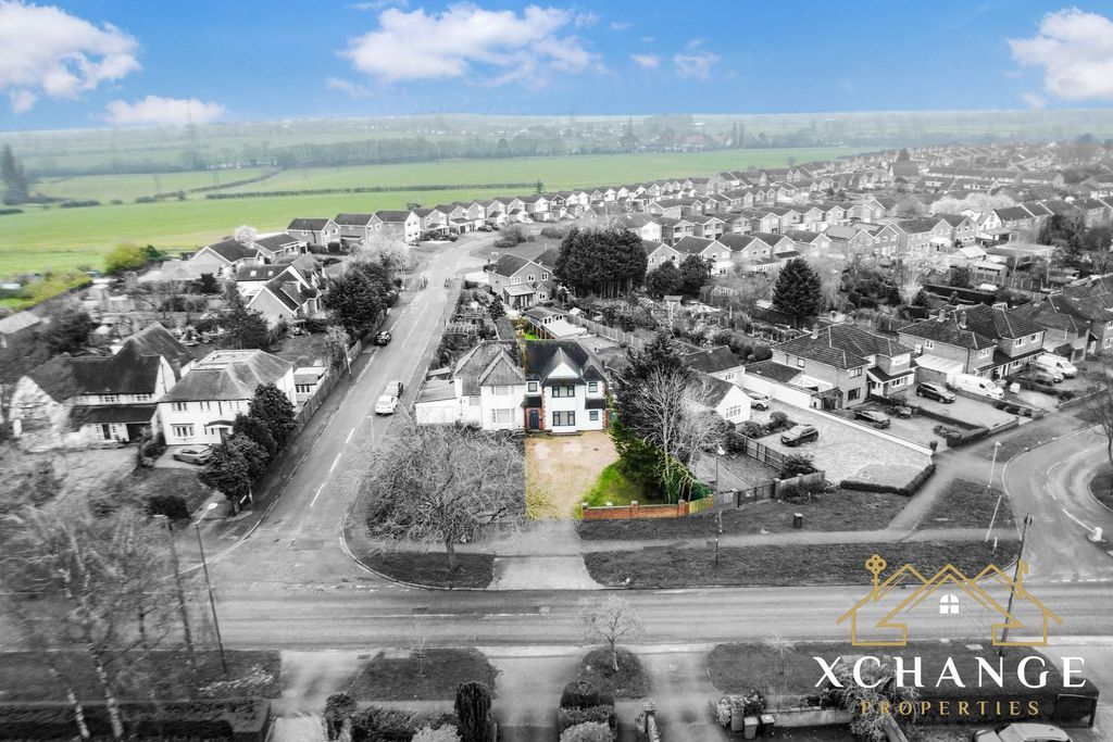 Additional image 5 of 3 bed semi-detached house for saleLutterworth Road, Nuneaton CV11