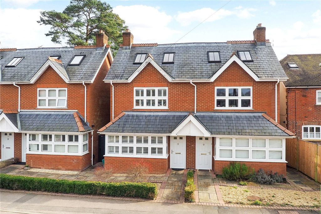 4 bed semi-detached house for saleForest Road, Liss, Hampshire GU33
