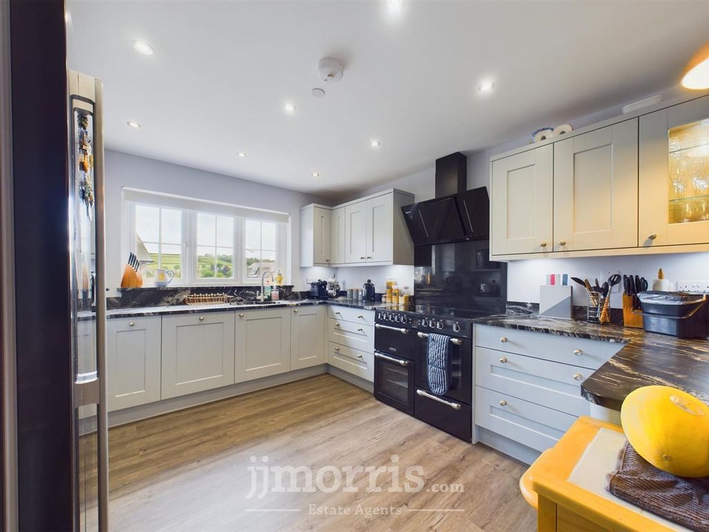 Additional image 13 of 4 bed property for saleCaeberllan, Adpar SA38