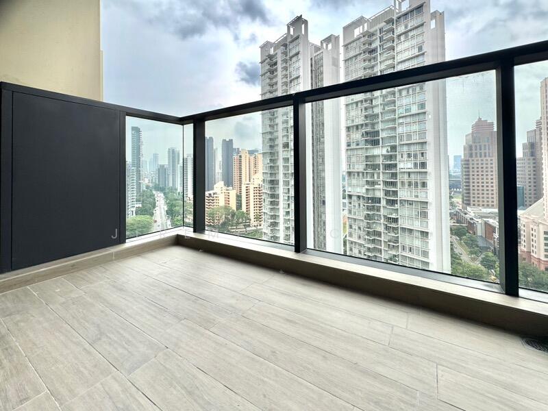 6 Irwell Hill