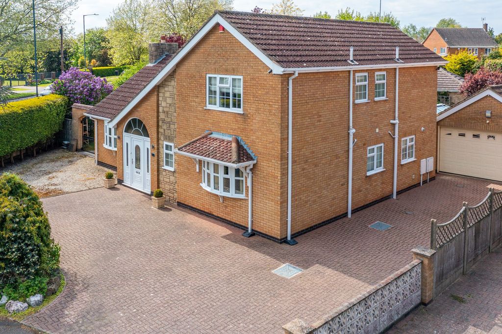 Additional image 41 of 3 bed detached house for saleSlade Close, Nuneaton CV11